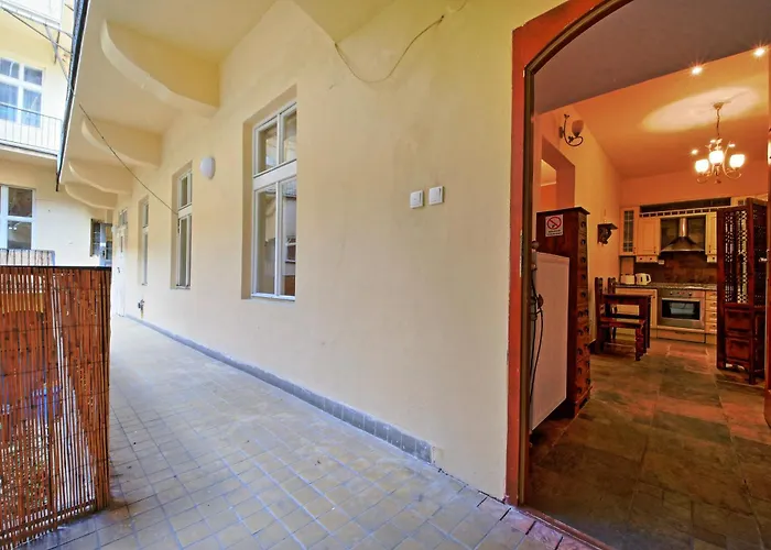 Rose Antique Apartment